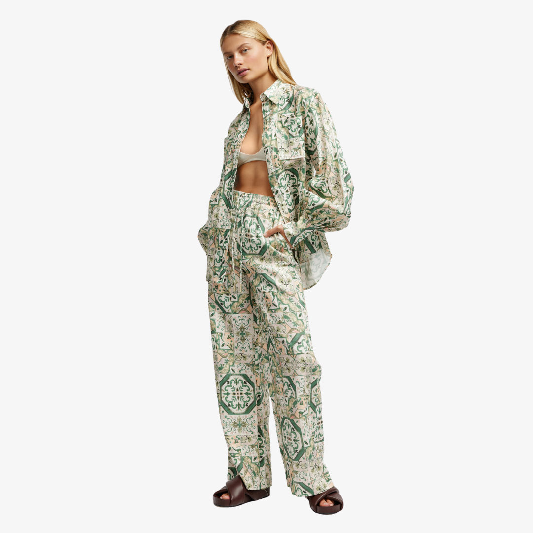 Elle Pant