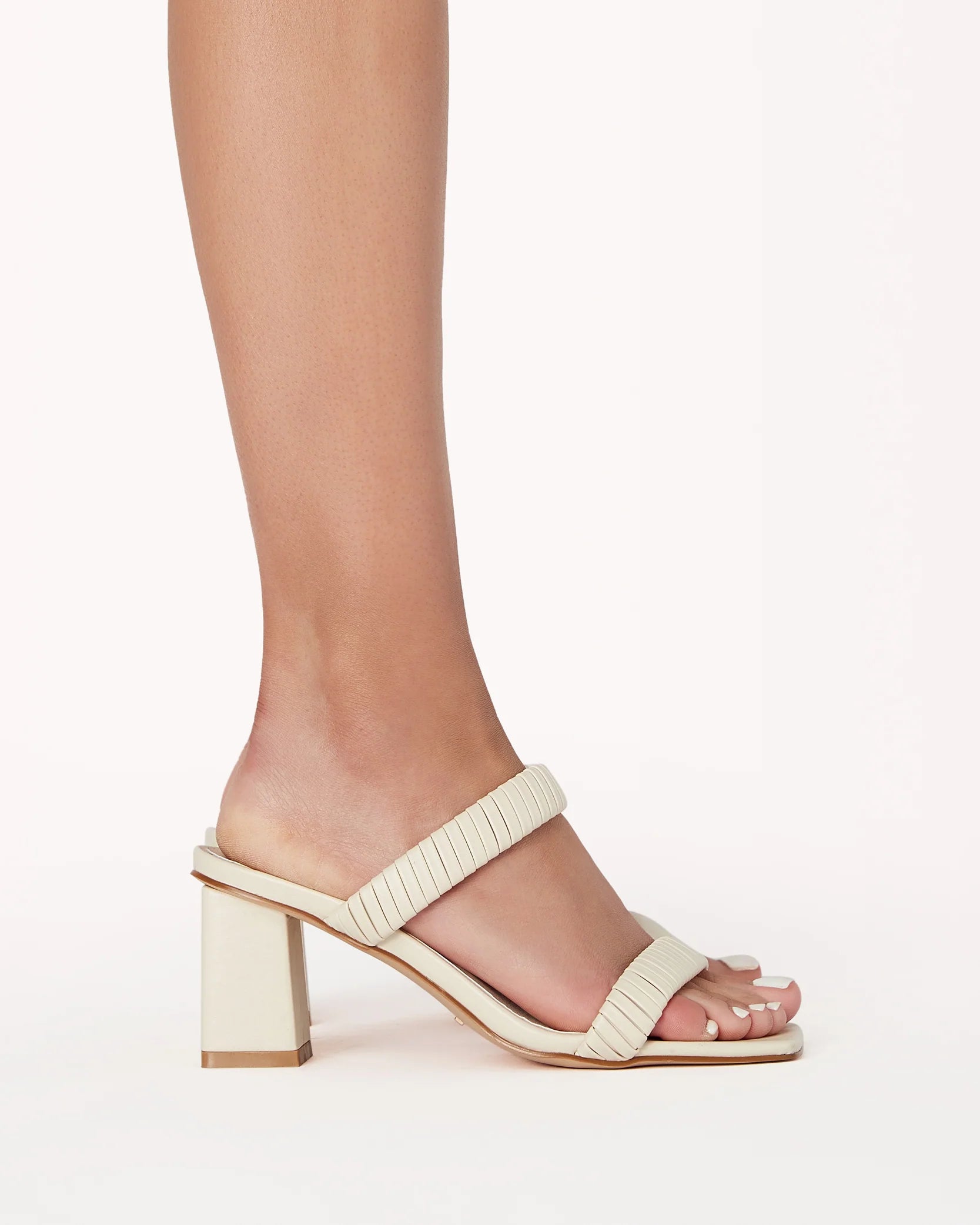 Ula Sandal