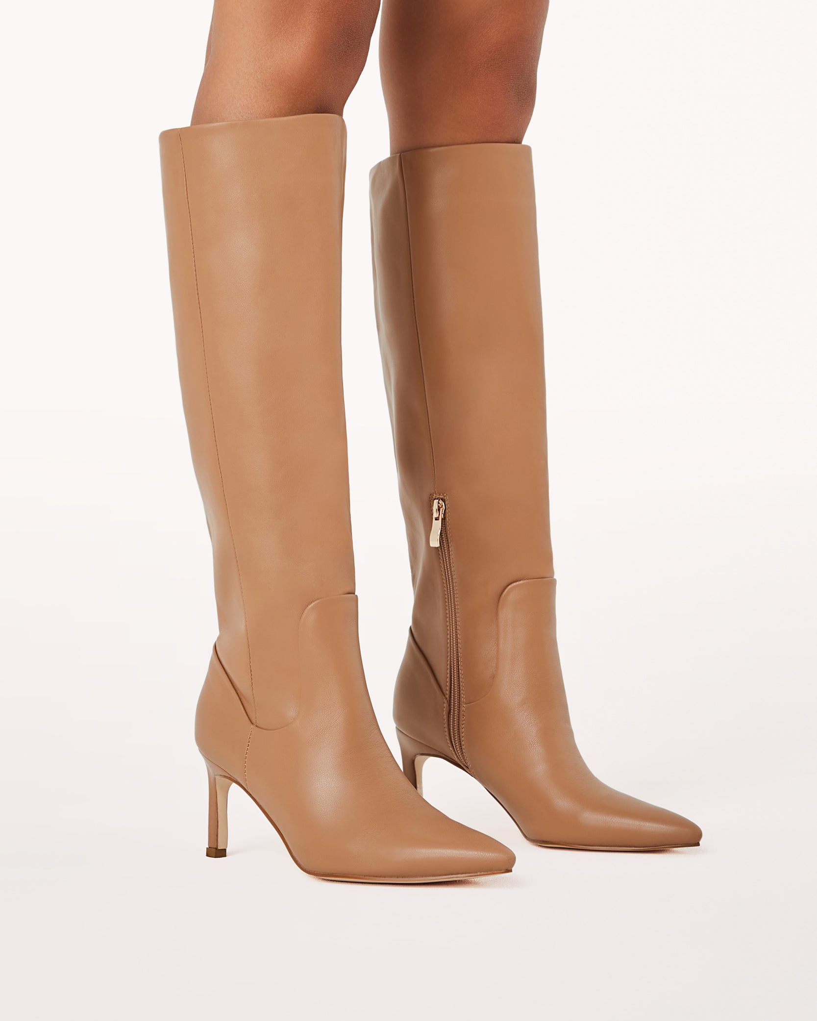 Huda Boots